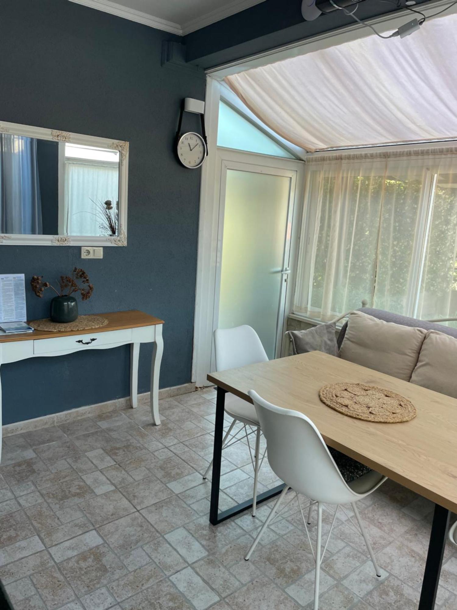 Apartment Leko *